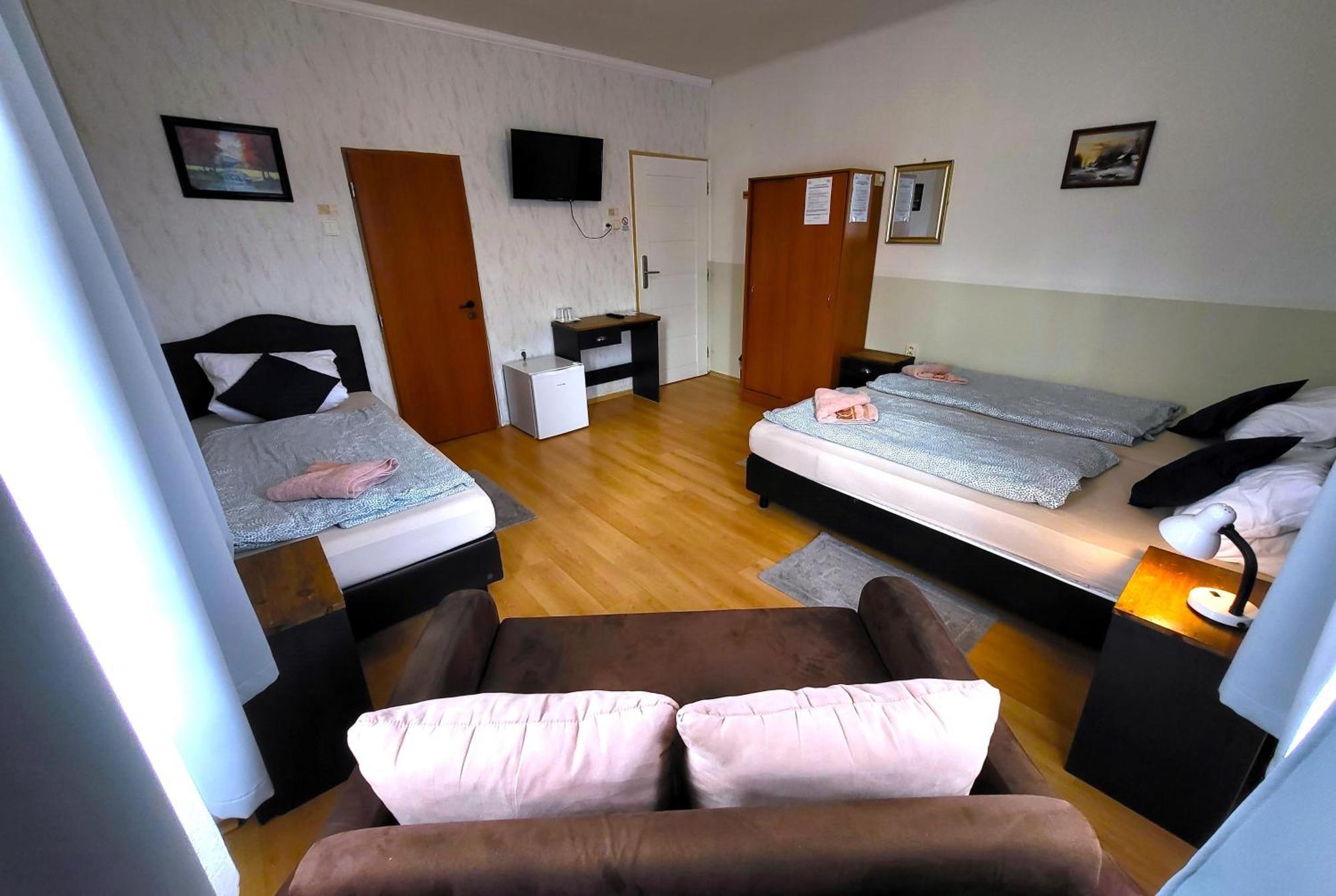Alcorso Pension บันสกาบิสตรีตซา ภายนอก รูปภาพ